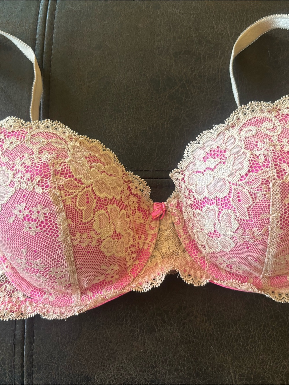 Victoria’s Secret Lace underwire Bra 34D